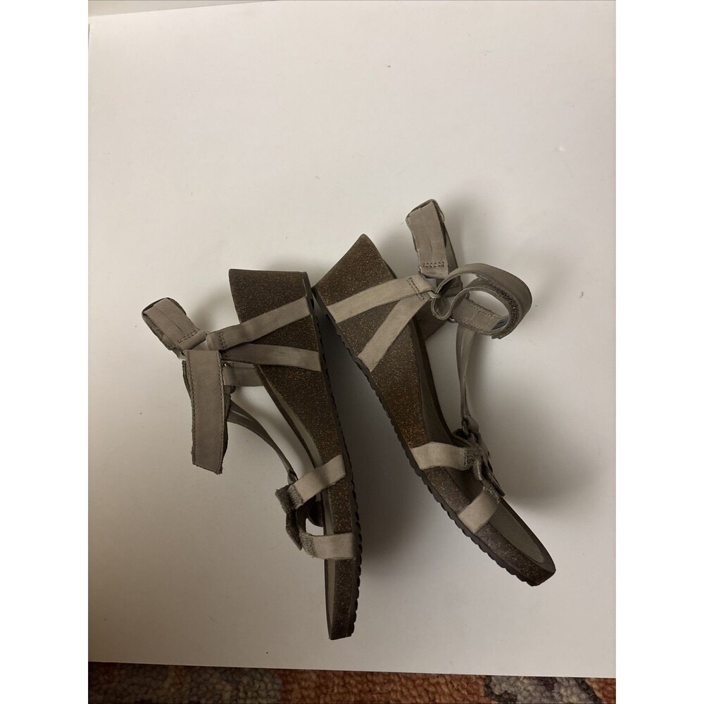 Teva Ysidro Universal Wedge Sandals Sz 9.5 Taupe Strappy Cork